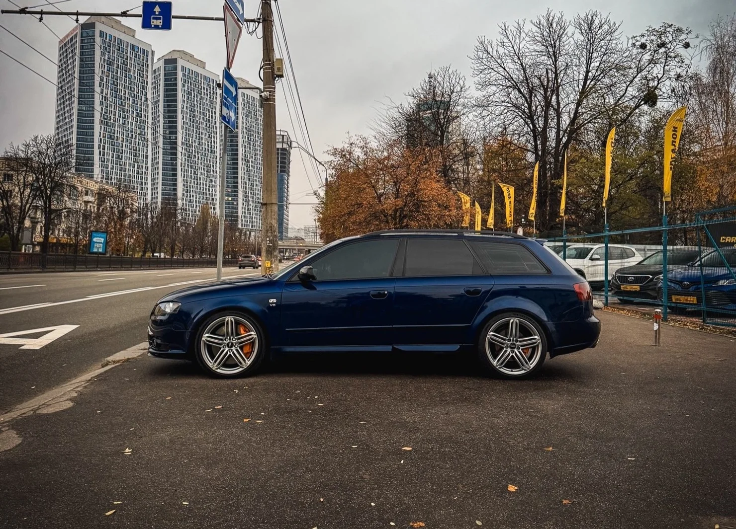 У Києві засвітився рідкісний Audi S4 Avant – універсал з V8 на 344 сили