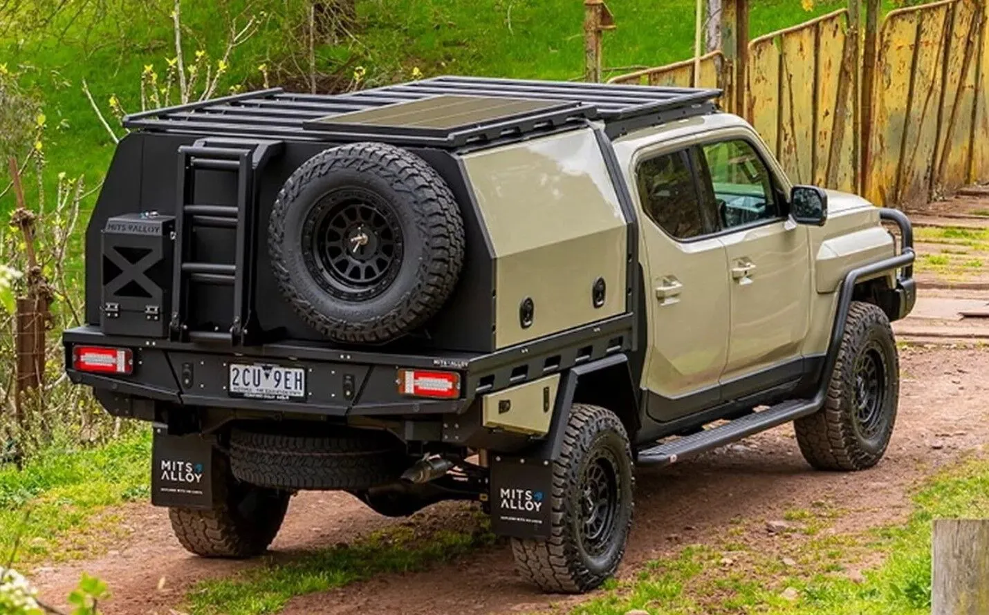 Kia Tasman 2025: корейський пікап за $25 тисяч підготували до справжнього бездоріжжя