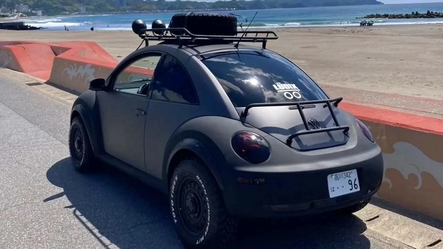 Японці перетворили культовий Volkswagen Beetle на брутального позашляховика
