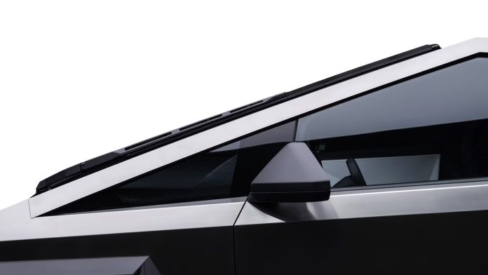 Tesla готує третю версію проблемного «двірника» для Cybertruck: попередні спроби провалилися