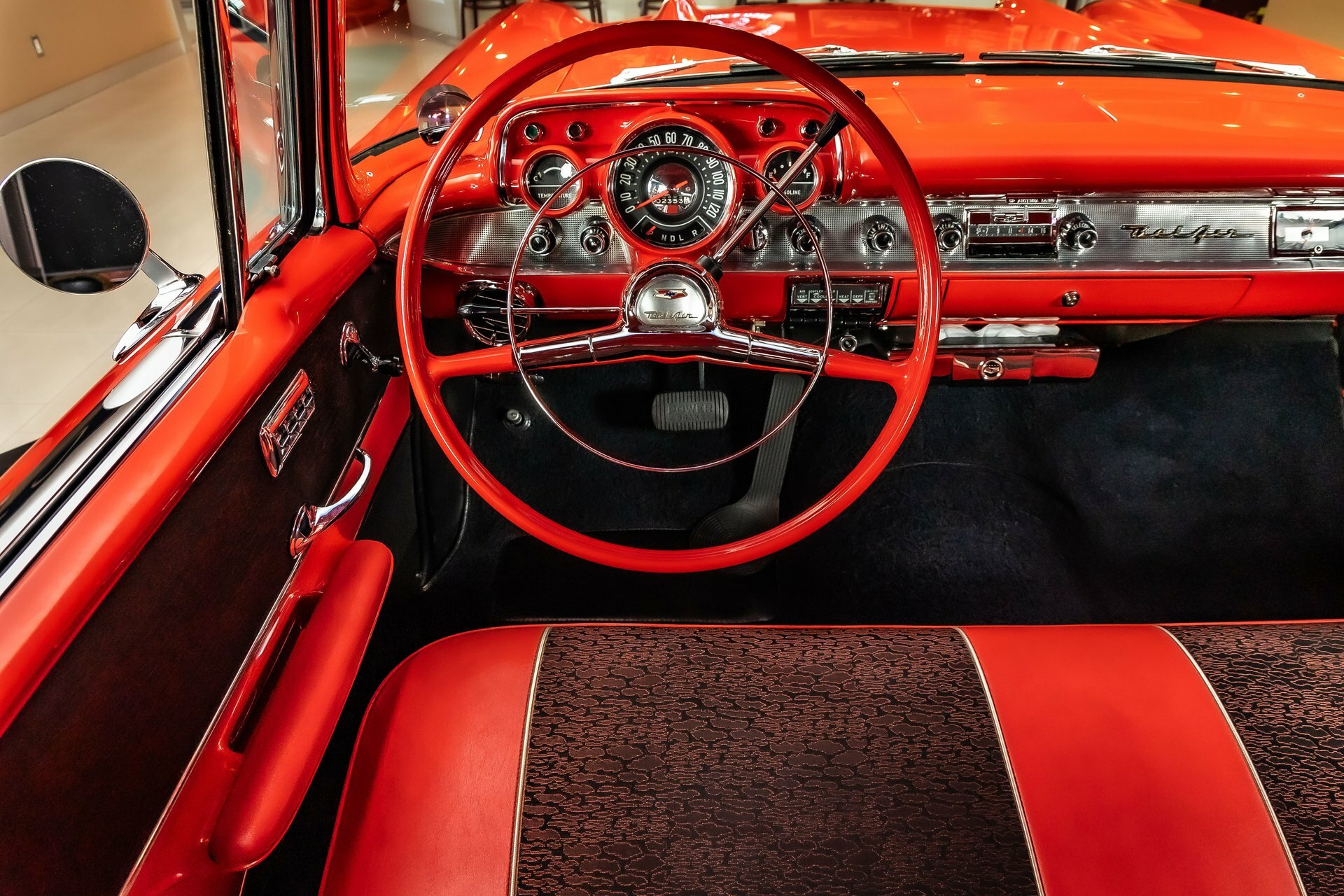 Цей Chevrolet Bel Air 1957 року став зіркою інтернету: він показав, чого бракує сучасним авто - фото 1