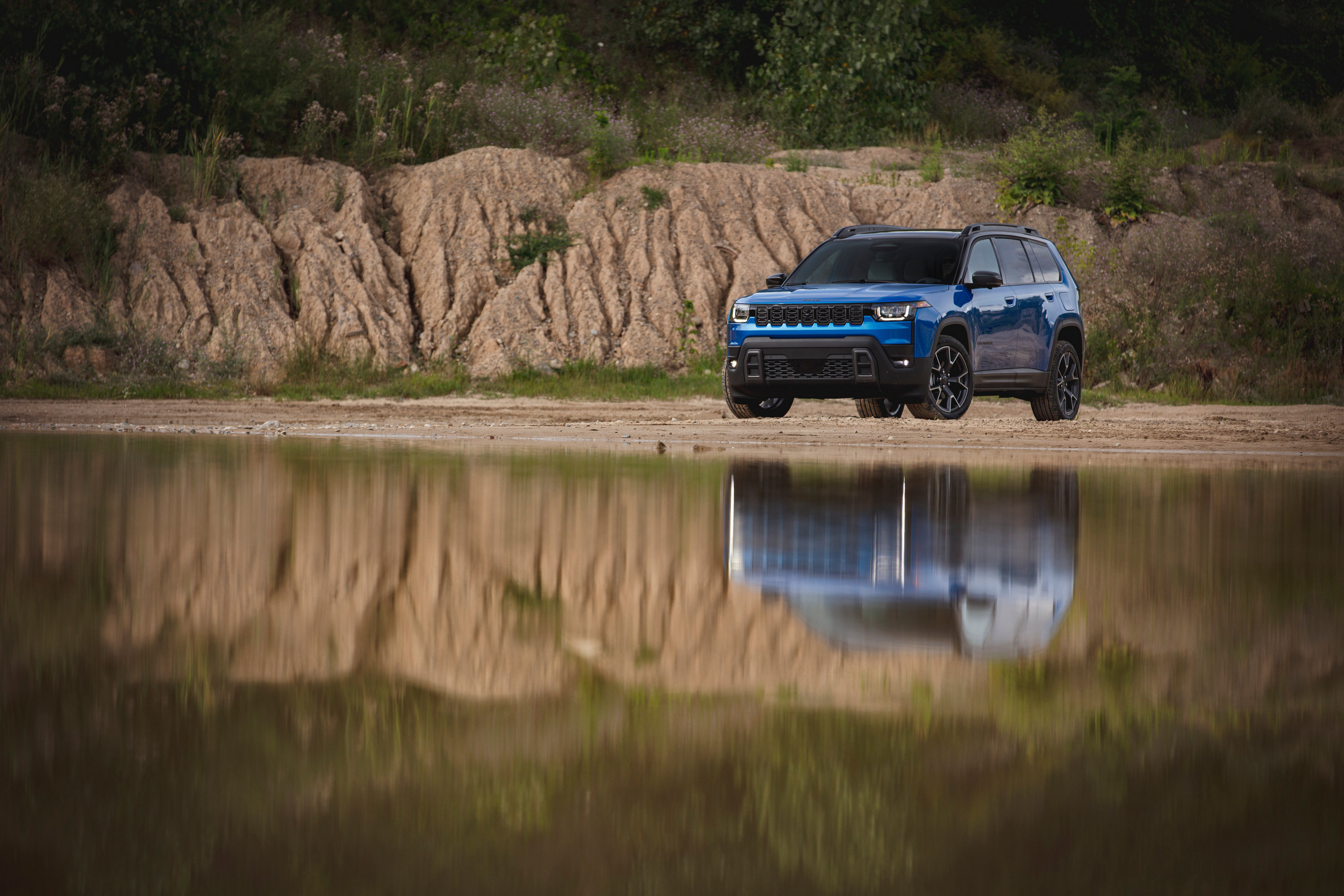 Підсумки 2025 року: найгучніші автомобільні прем'єри, які ми запам'ятаємо - фото 2