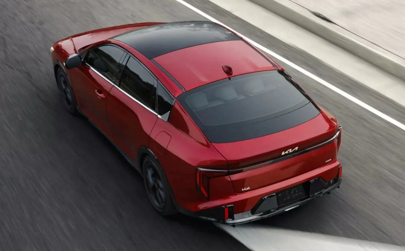 Бестселер Kia K4 оновили: зухвалий дизайн і нова ціна