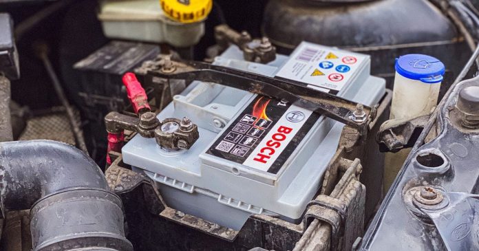 Замерзання акумулятора взимку: чому це стається та як врятувати батарею