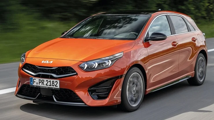 Названо найнадійніші та найпроблемніші сімейні хетчбеки