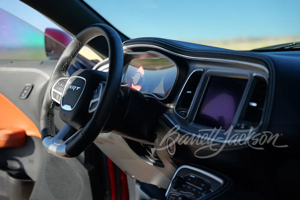 Карбоновий клон Dodge Daytona на базі Hellcat Redeye виставили на аукціон - фото 1