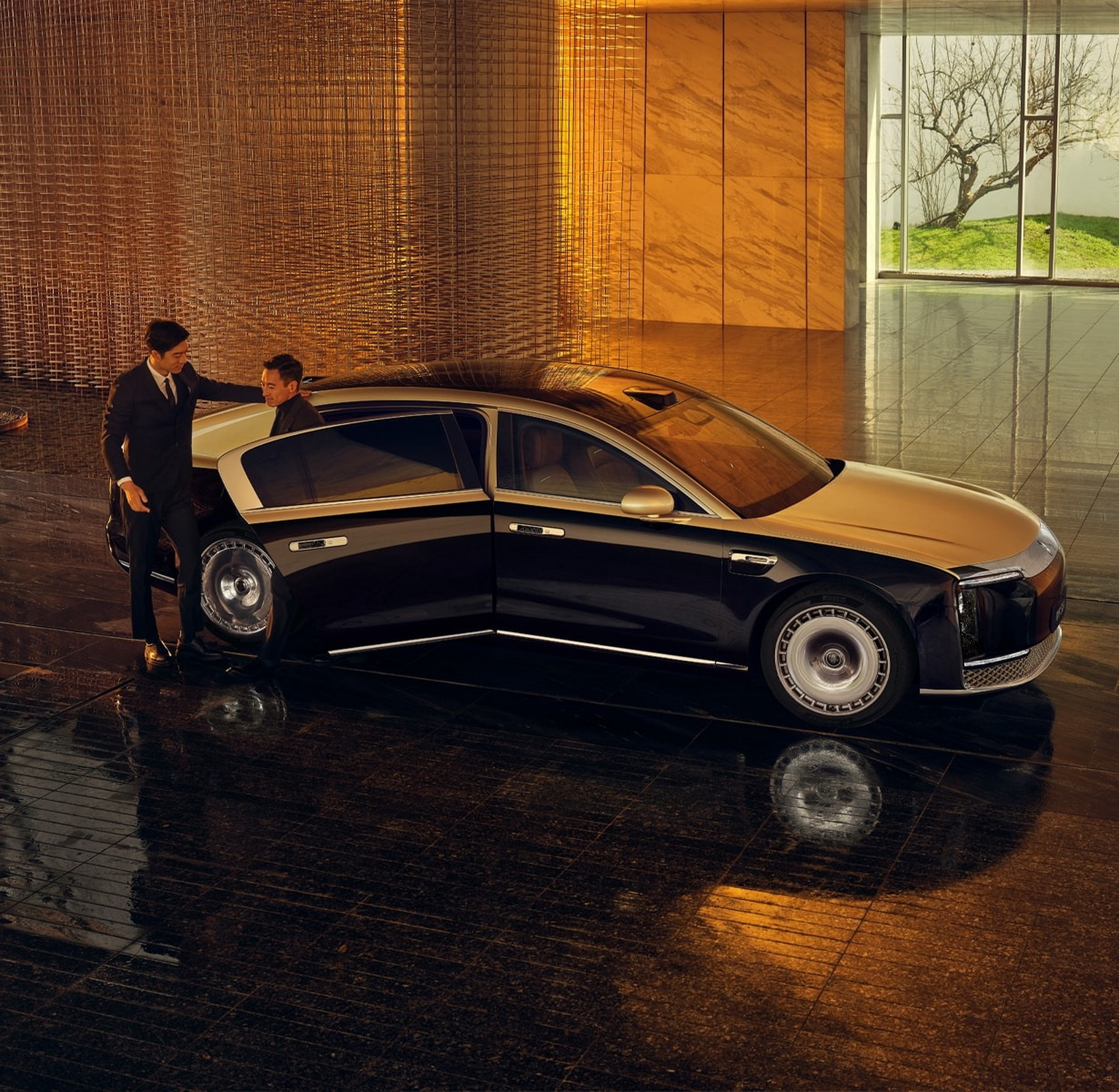 Удар по «німцях»: розкішний седан від Huawei та JAC обігнав за продажами BMW та Mercedes - фото 1