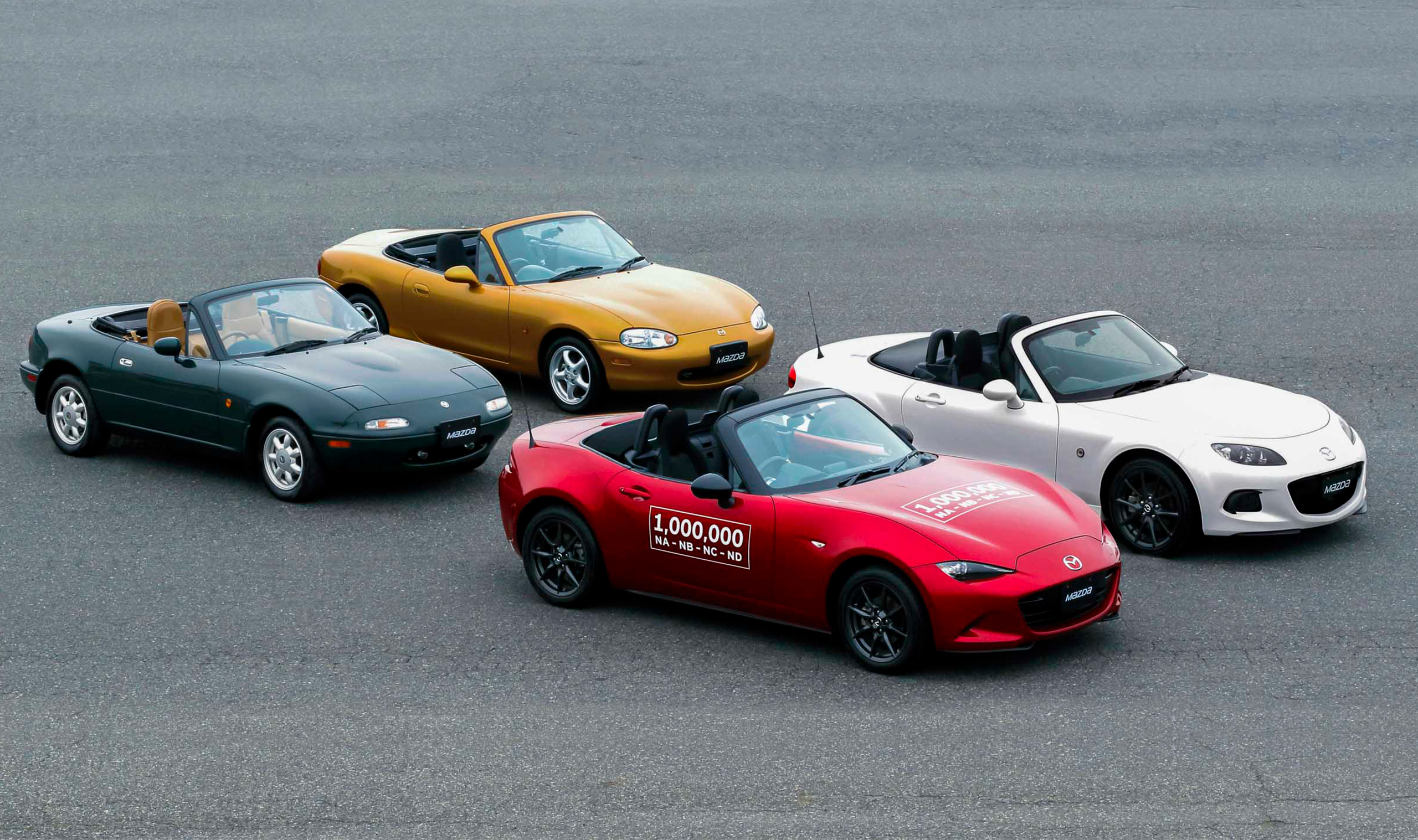 Несподіване відкриття: сучасна Mazda MX-5 виявилася найдоступнішою в історії з урахуванням інфляції - фото 2