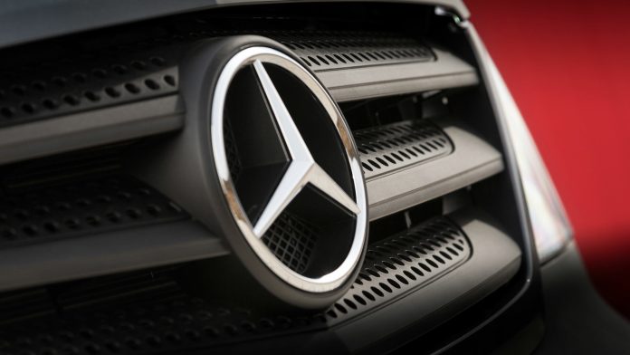 Mercedes виплатить 150 млн доларів за махінації з дизельними двигунами