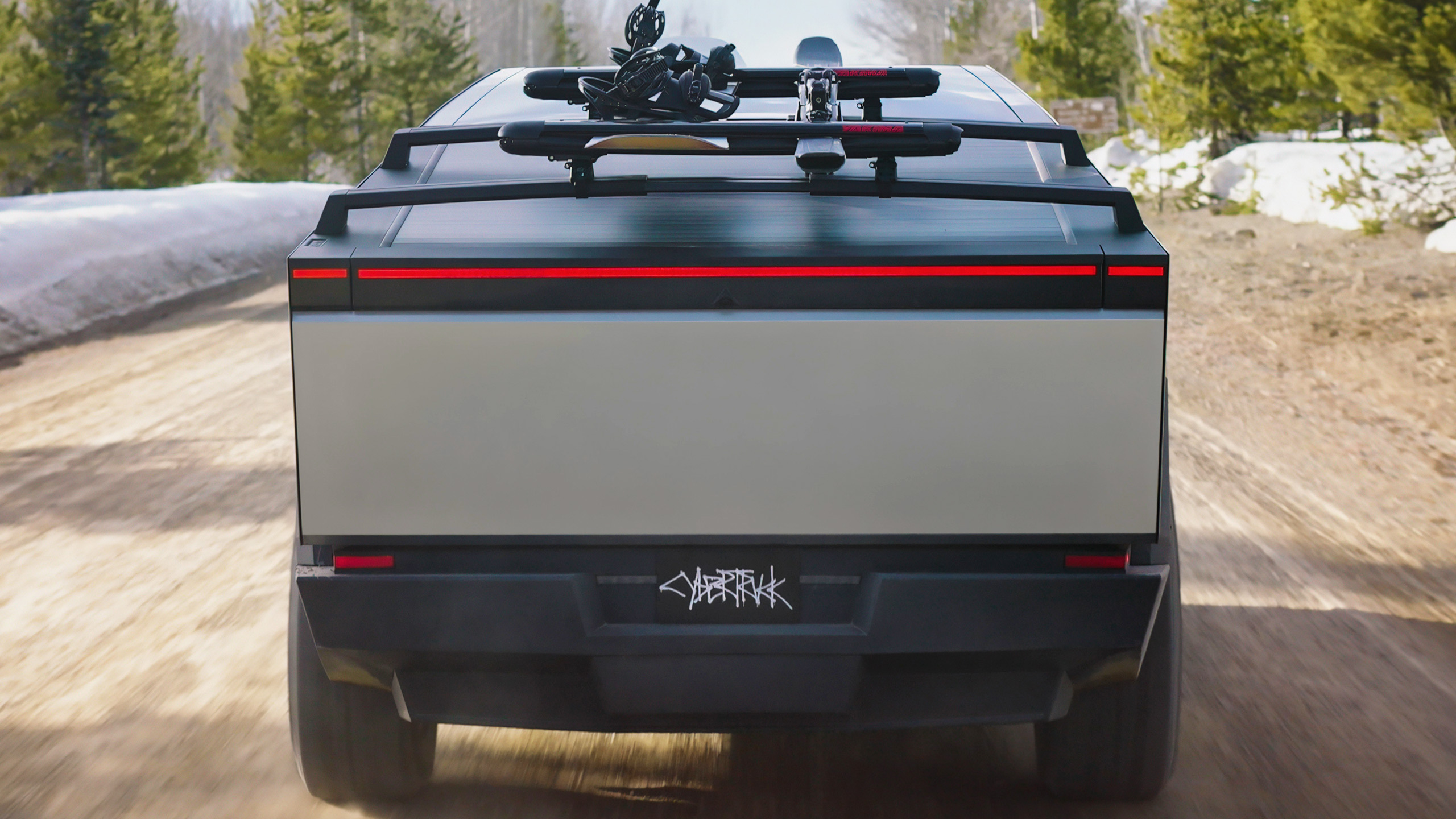 Реальність проти обіцянок Маска: провал Cybertruck обвалив контракти постачальників на 99% - фото 1