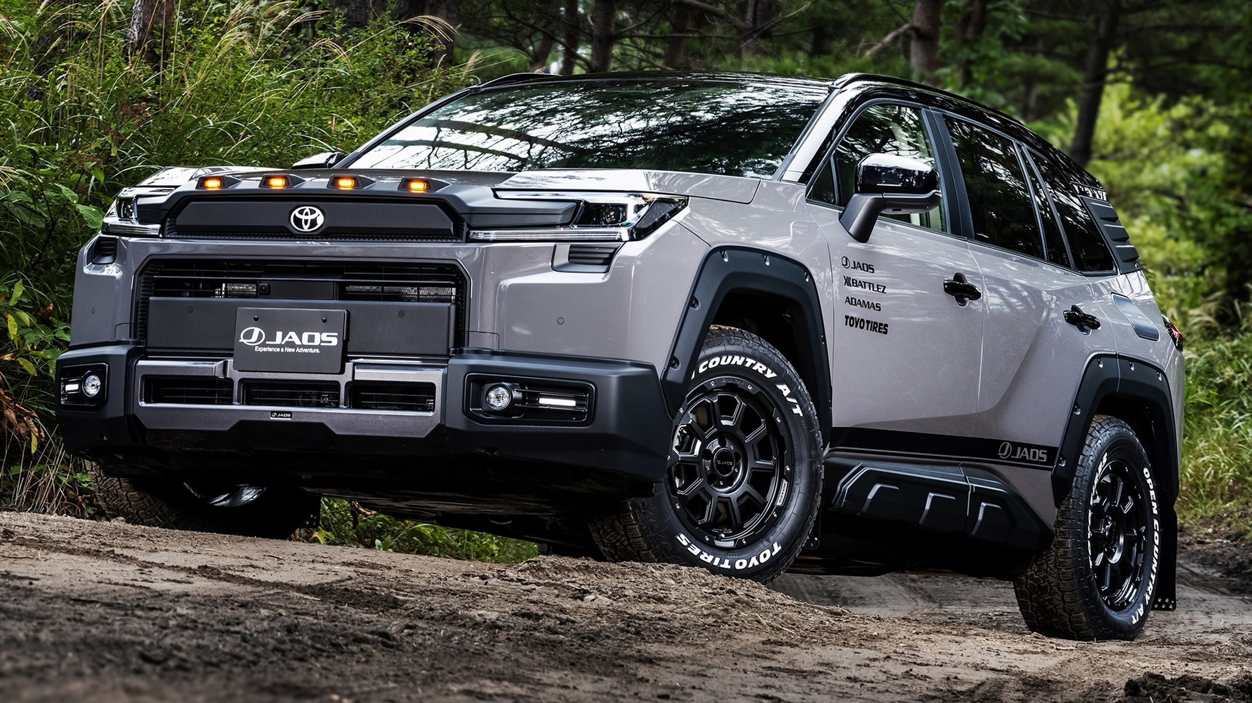 Toyota RAV4 отримав брутальний позашляховий пакет від ательє Jaos - фото 1