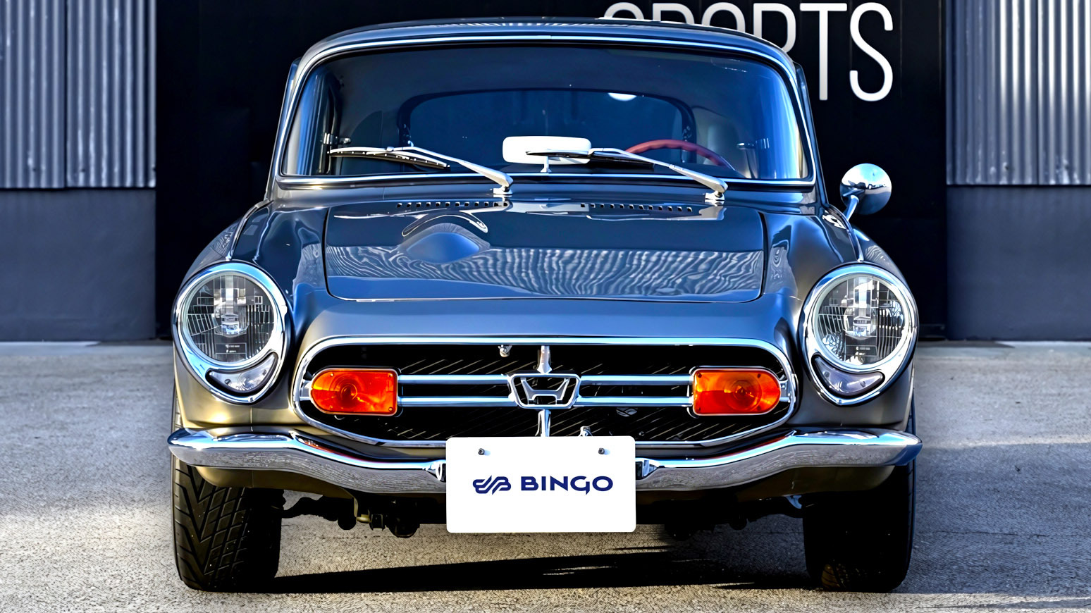 У Японії виставили на продаж рідкісне купе Honda S800 1968 року з