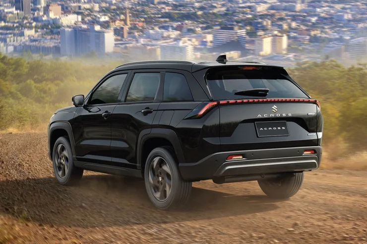 Suzuki готує кросовер багатший та дешевший за Duster