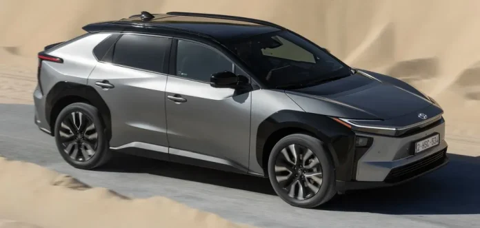 Toyota bZ4X після фейсліфту: електричний RAV4 став трохи сучаснішим