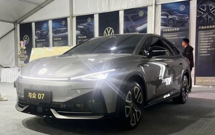 Volkswagen ID. Unyx 07