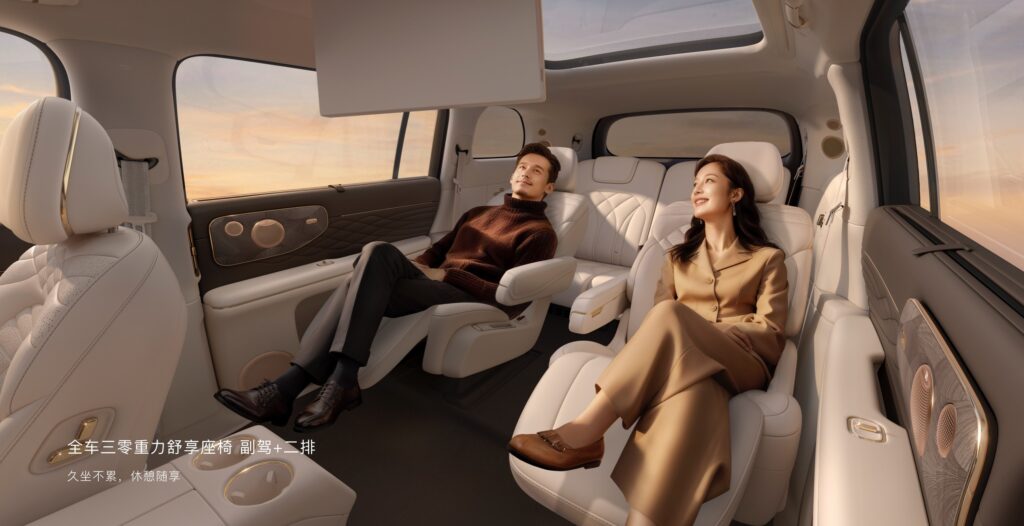 IM Motors представила велетенський кросовер LS9 Hyper: маневреність смарта та душ у багажнику - фото 7