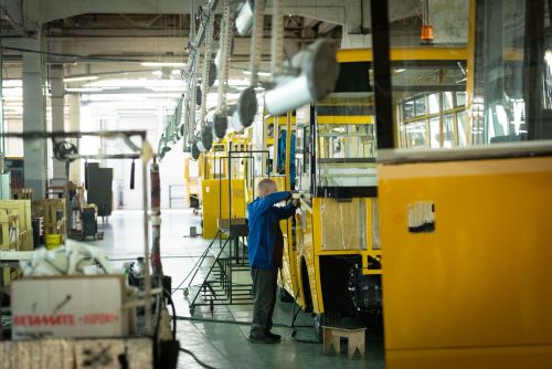 Як шкільні автобуси дають нове життя українським заводам