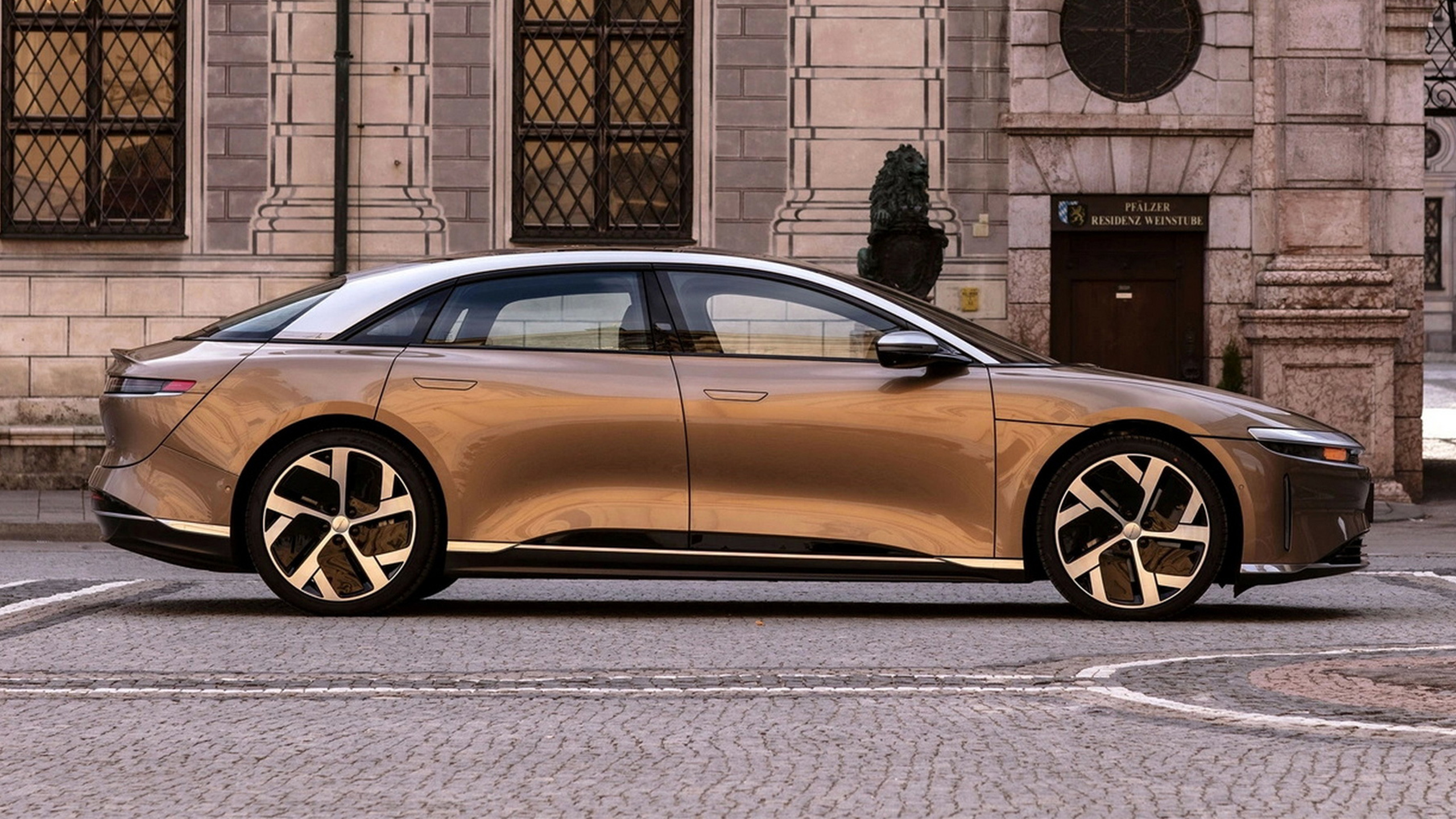 Каліфорнія вводить власні знижки на електрокари замість скасованих федеральних пільг - фото 1