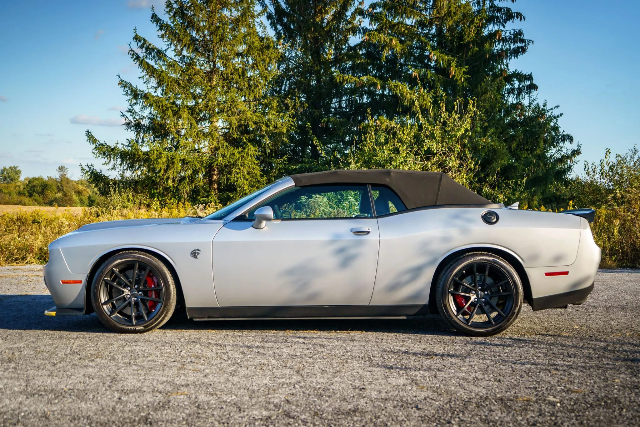 Ексклюзивний Dodge Challenger Hellcat перетворили на кабріолет: чому це стало помилкою на 37 тисяч доларів - фото 2