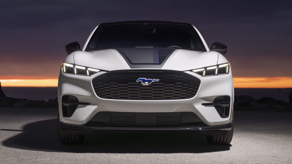 Ford розглядає співпрацю з китайським гігантом BYD для створення нових гібридів - фото 4