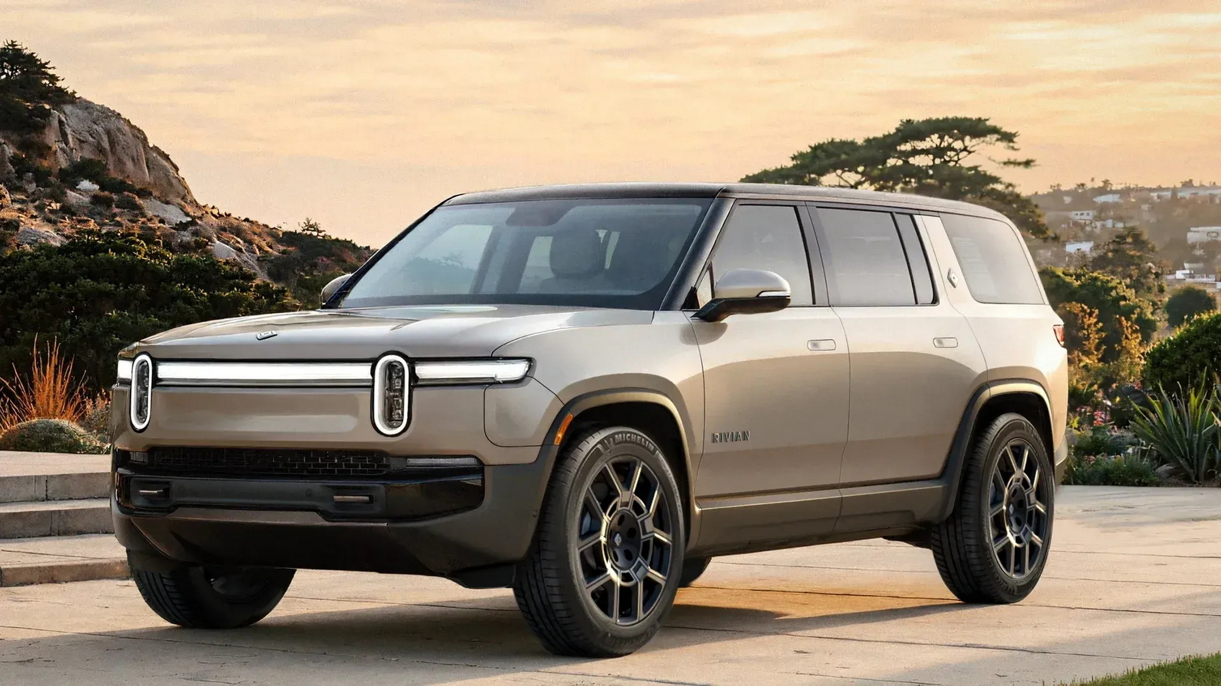 Rivian відкликає електромобілі R1T та R1S через проблему з ременями безпеки - фото 3