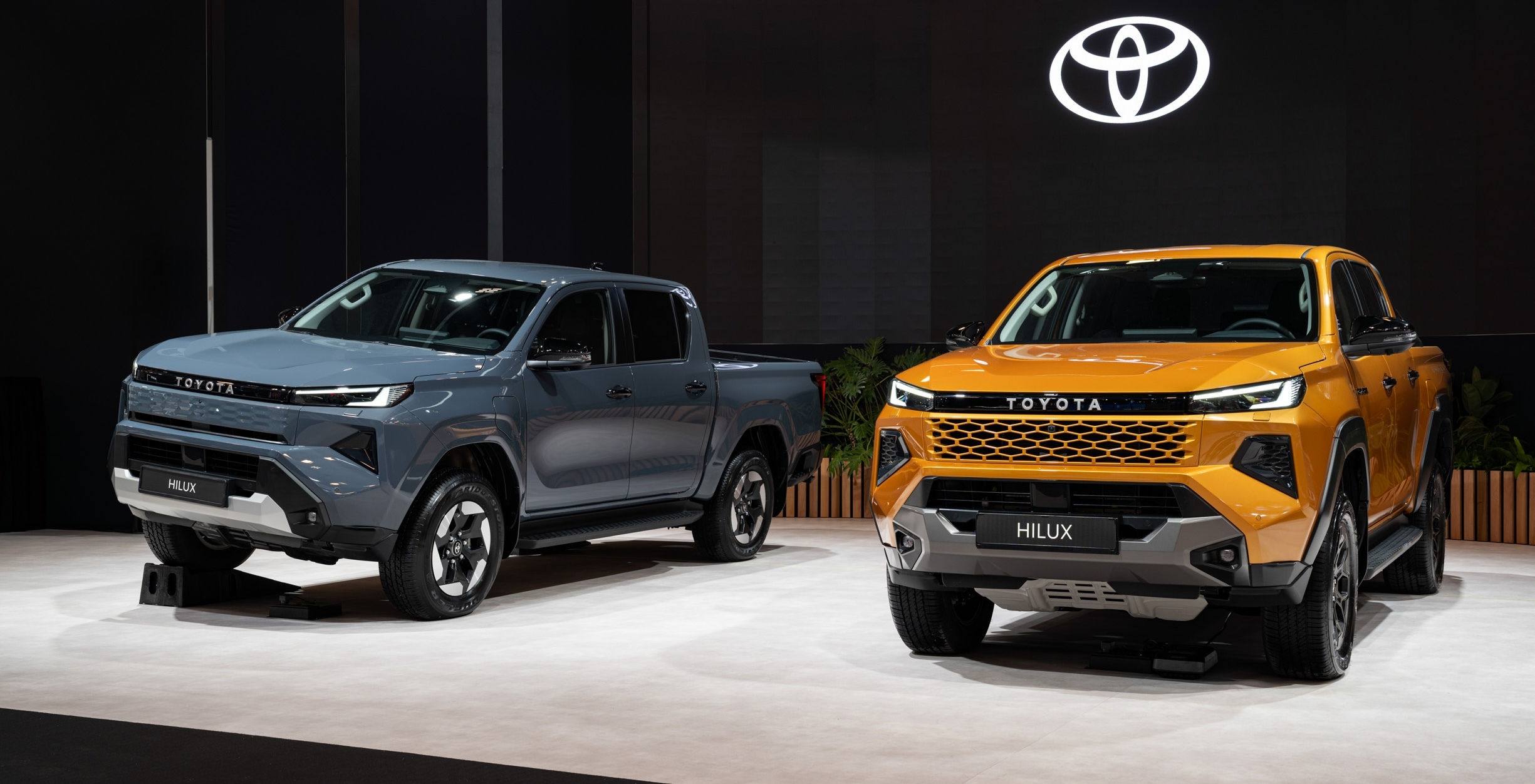 Офіційно: Toyota представила новий Hilux для Європи — дизель, гібрид та електроверсія - фото 1