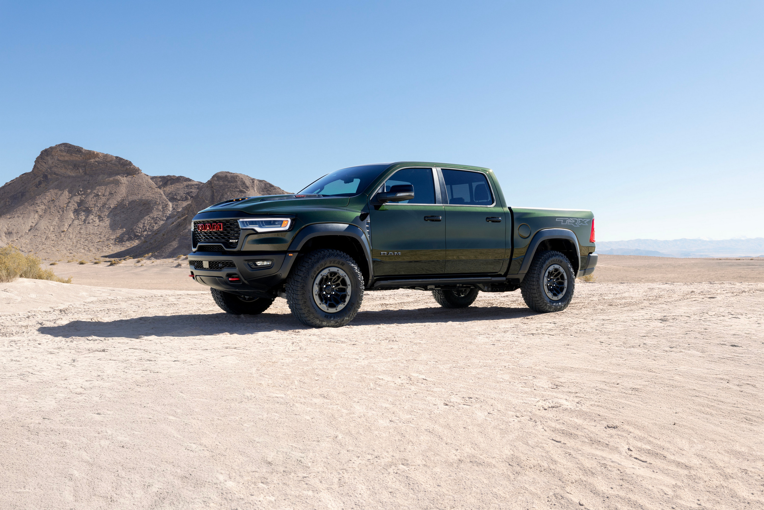 Керівник Ram пояснив, чому модель RHO краща за новий TRX для щоденної їзди - фото 3