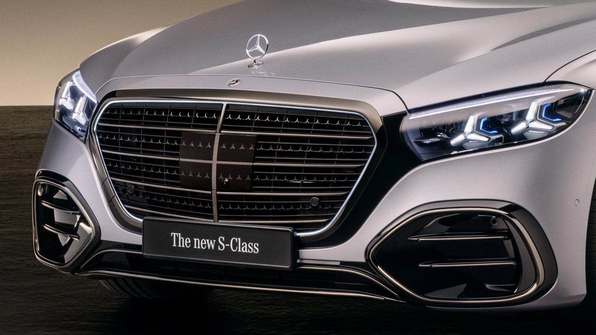 Mercedes представив революційні фари для оновленого S-Class: 25 000 світлодіодів та проекція на дорогу - фото 5