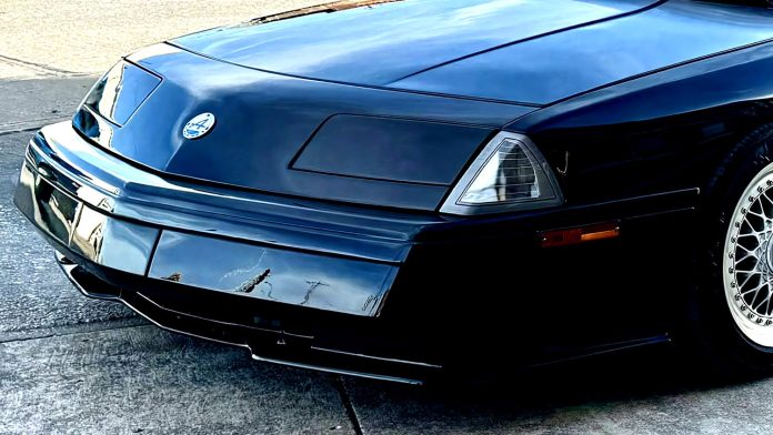 Рідкісніший за Bugatti: історія унікального спорткара Renault, на який витратили 30 мільйонів доларів