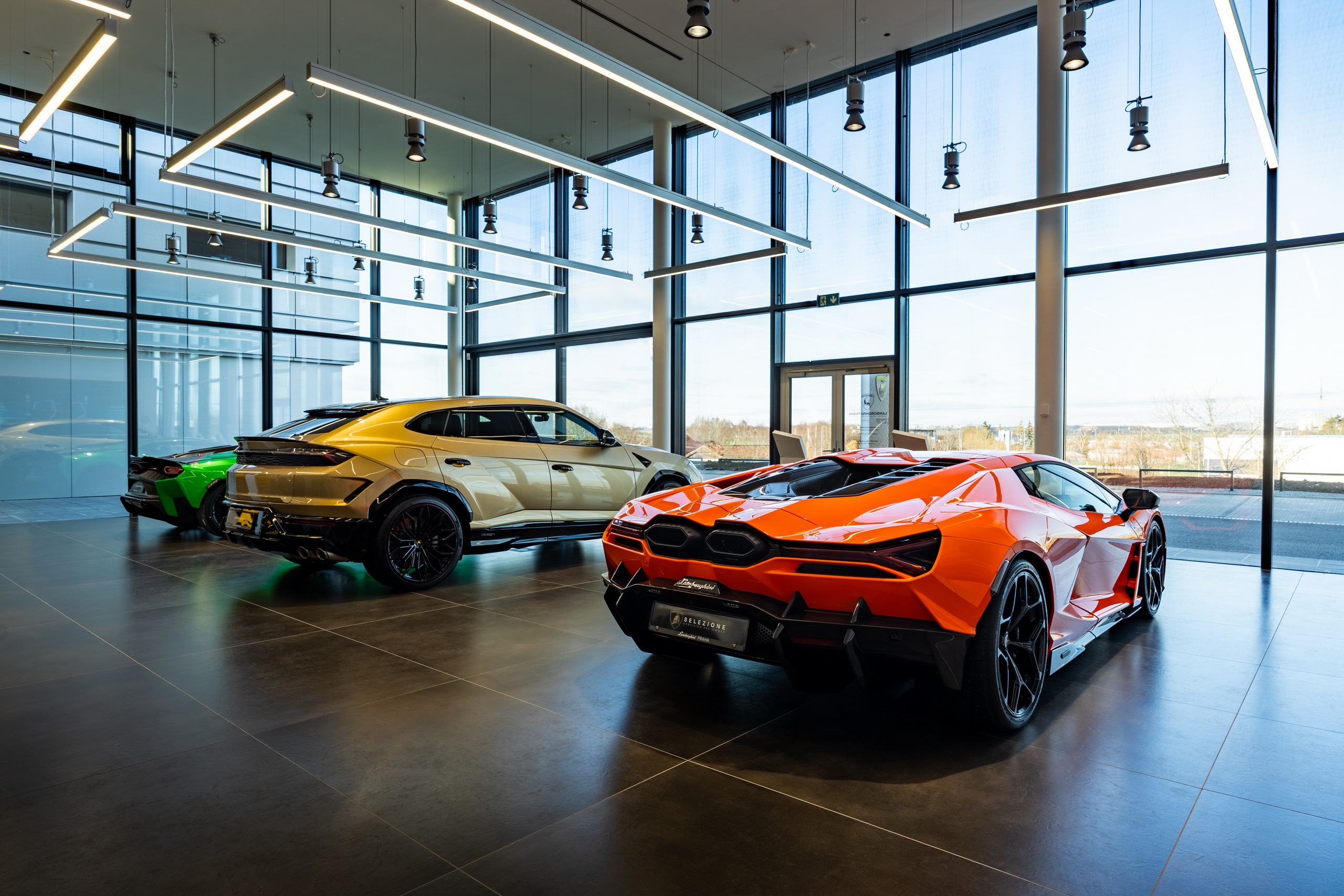 Lamborghini ігнорує кризу: компанія встановила новий історичний рекорд продажів у 2025 році - фото 2