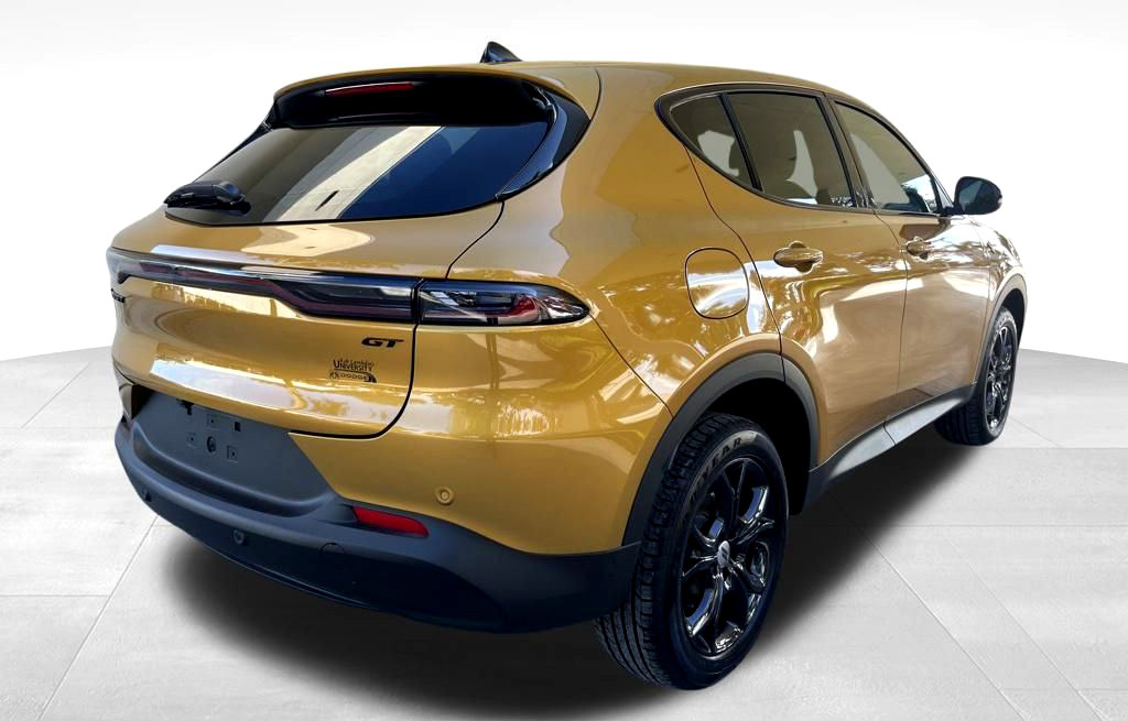Dodge «вбив» модель Hornet: дилери розпродують залишки за півціни - фото 1