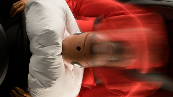 Смертельна небезпека в кермі: неякісні китайські подушки безпеки вже вбили 8 людей