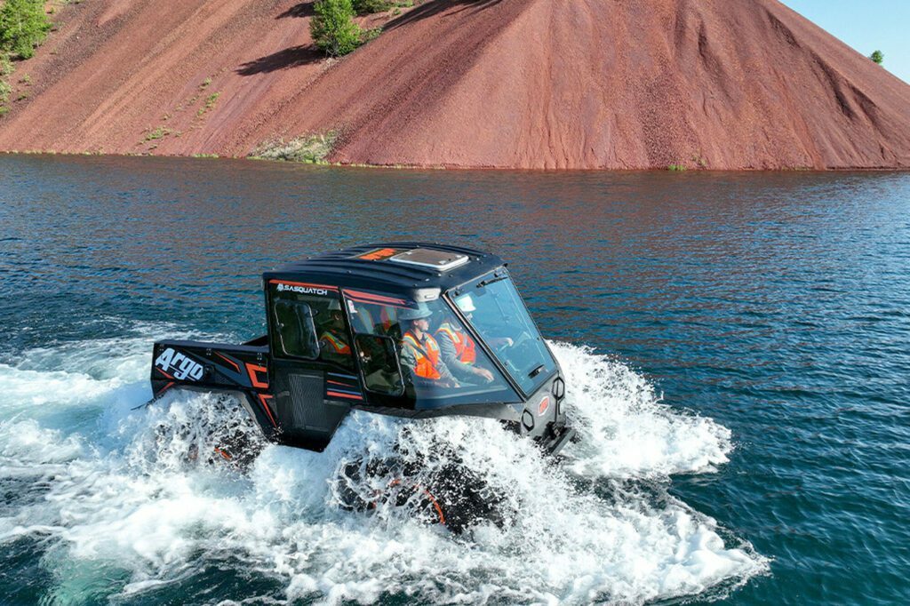 Канадська відповідь Sherp: представлено всюдихід-амфібію Argo Sasquatch XTX - фото 1