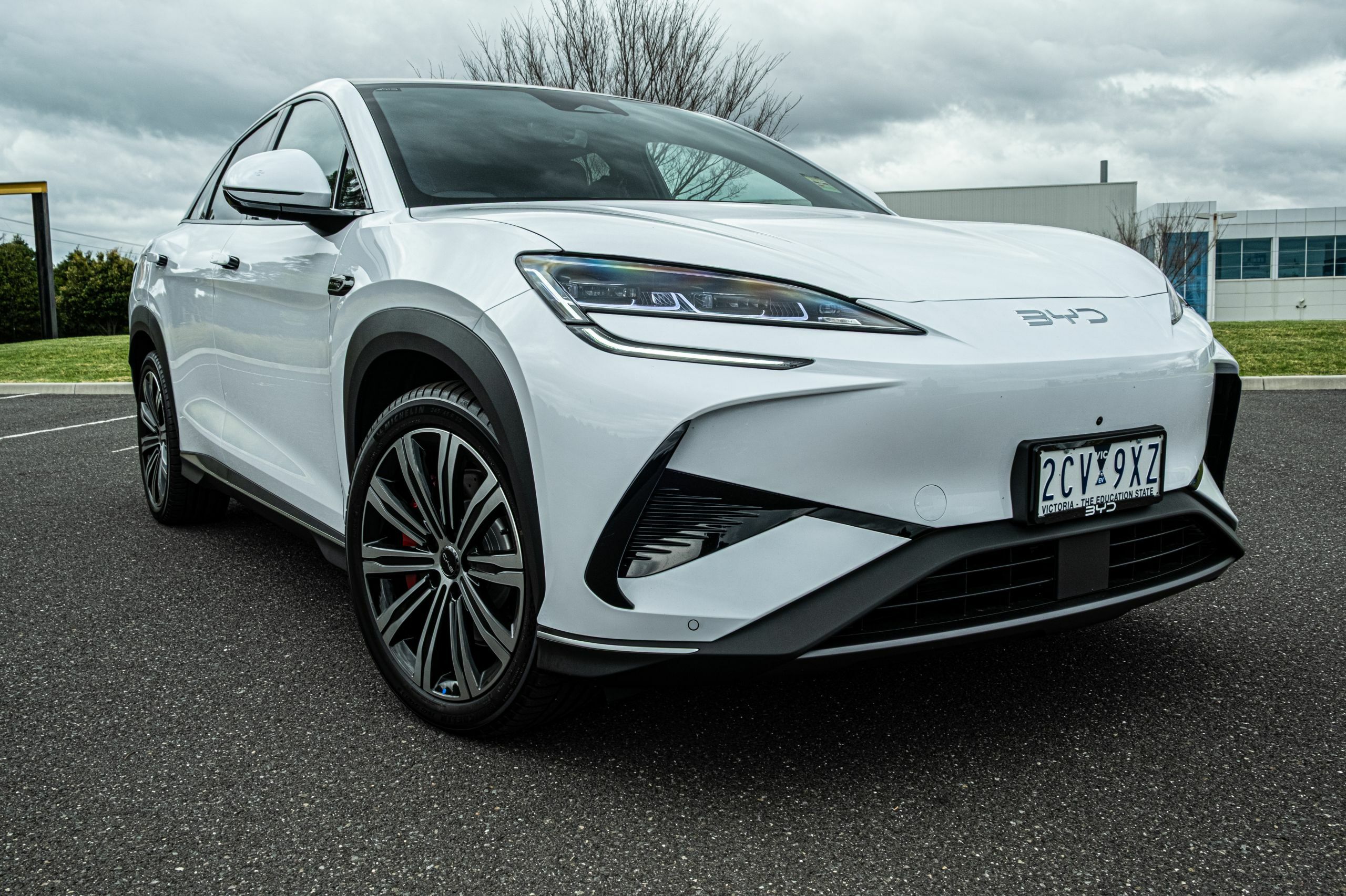 У BYD пояснили, чому нестабільна політика урядів гальмує розвиток електрокарів - фото 2