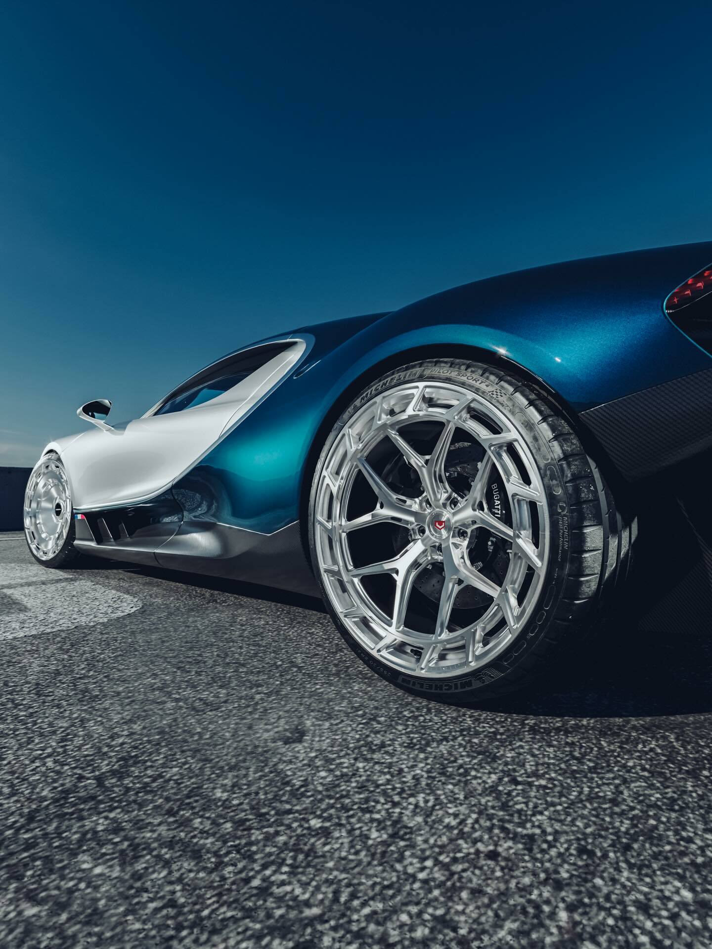 Віртуальний тюнінг: Bugatti Tourbillon приміряв диски Vossen ще до початку поставок - фото 3