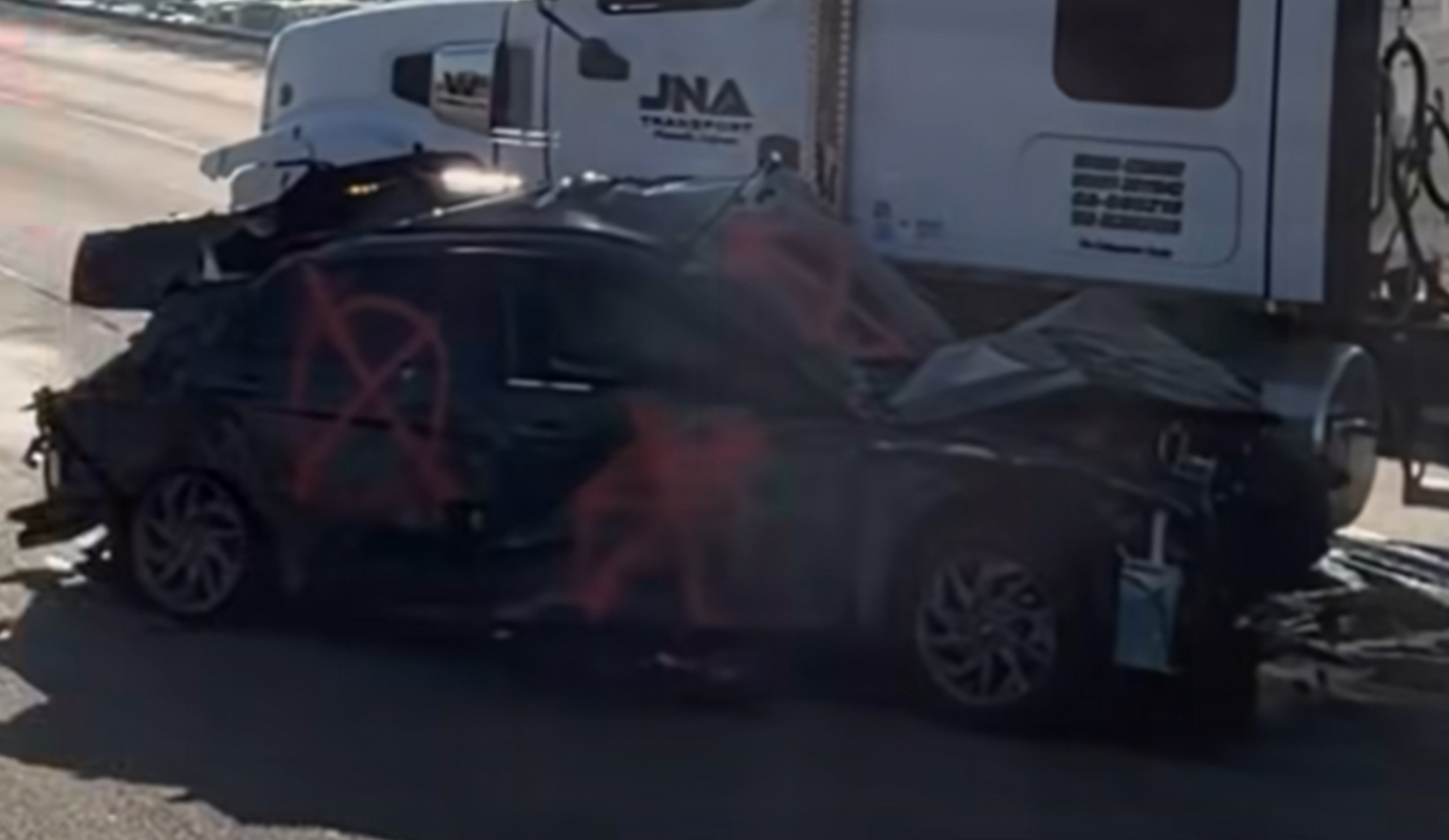 У Каліфорнії густий туман спричинив масову ДТП за участю 17 авто: є жертви - фото 2