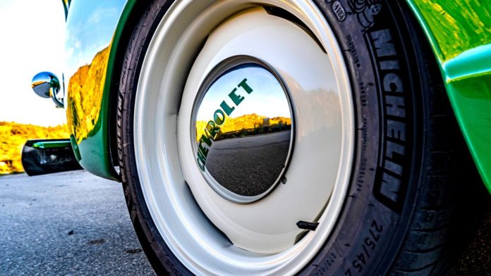Класика за ціною суперкара: представлено вражаючий рестомод Chevrolet Thriftmaster Класика за ціною суперкара: представлено вражаючий рестомод Chevrolet Thriftmaster
