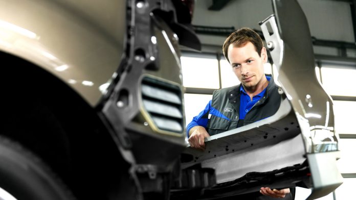 Ford оголосив про суттєве зниження цін на запчастини для старих моделей: як це допоможе водіям