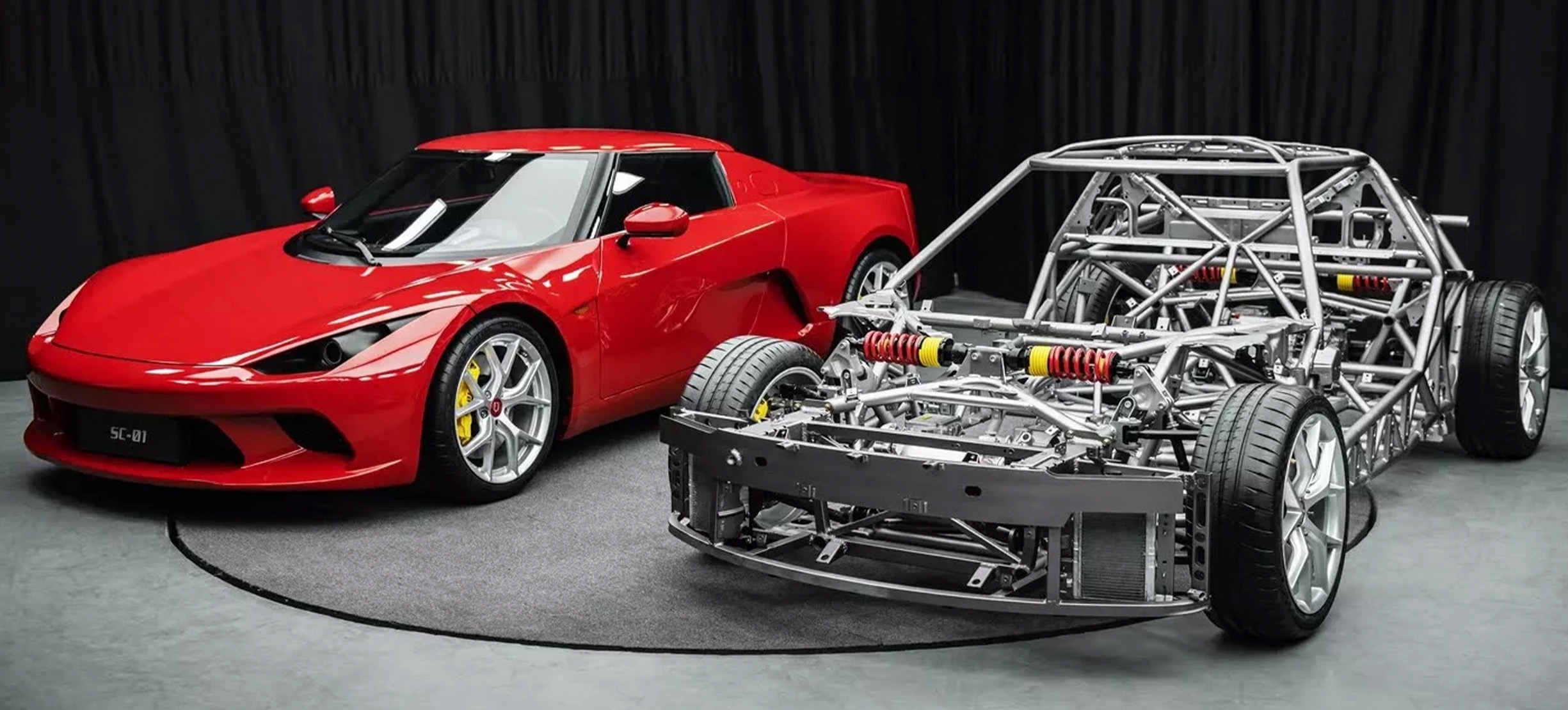 Легкий електричний спорткар SC-01 збиратимуть в Італії: конкурент для Porsche та Alpine - фото 2