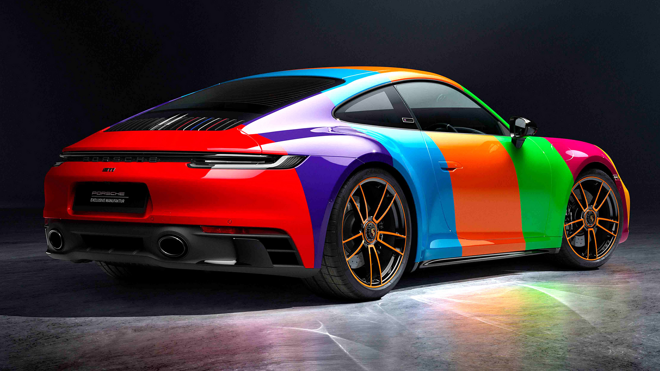 Porsche може навчити свої автомобілі змінювати колір під одяг водія: деталі нового патенту - фото 1