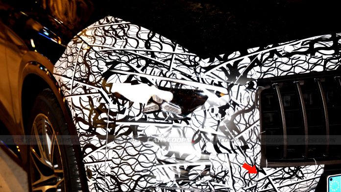 Оновлений Mercedes-AMG GLC 