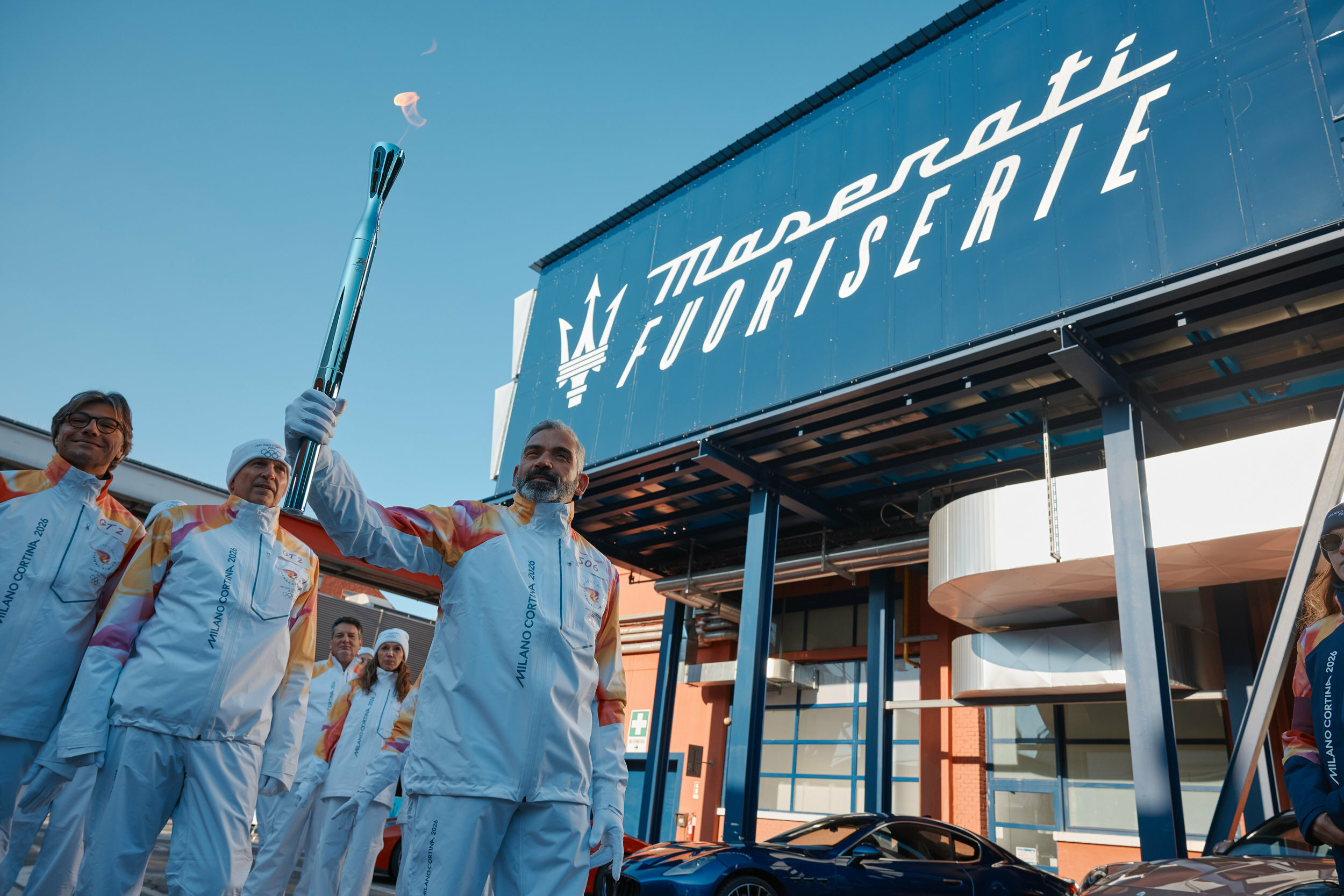 Maserati представила нову спецверсію кросовера Grecale Cristallo: унікальний колір та олімпійський дух - фото 3