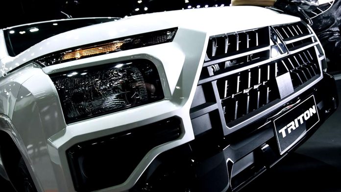 Mitsubishi несподівано оновила пікап Triton: новий дизайн для версії Street Mitsubishi несподівано оновила пікап Triton: новий дизайн для версії Street