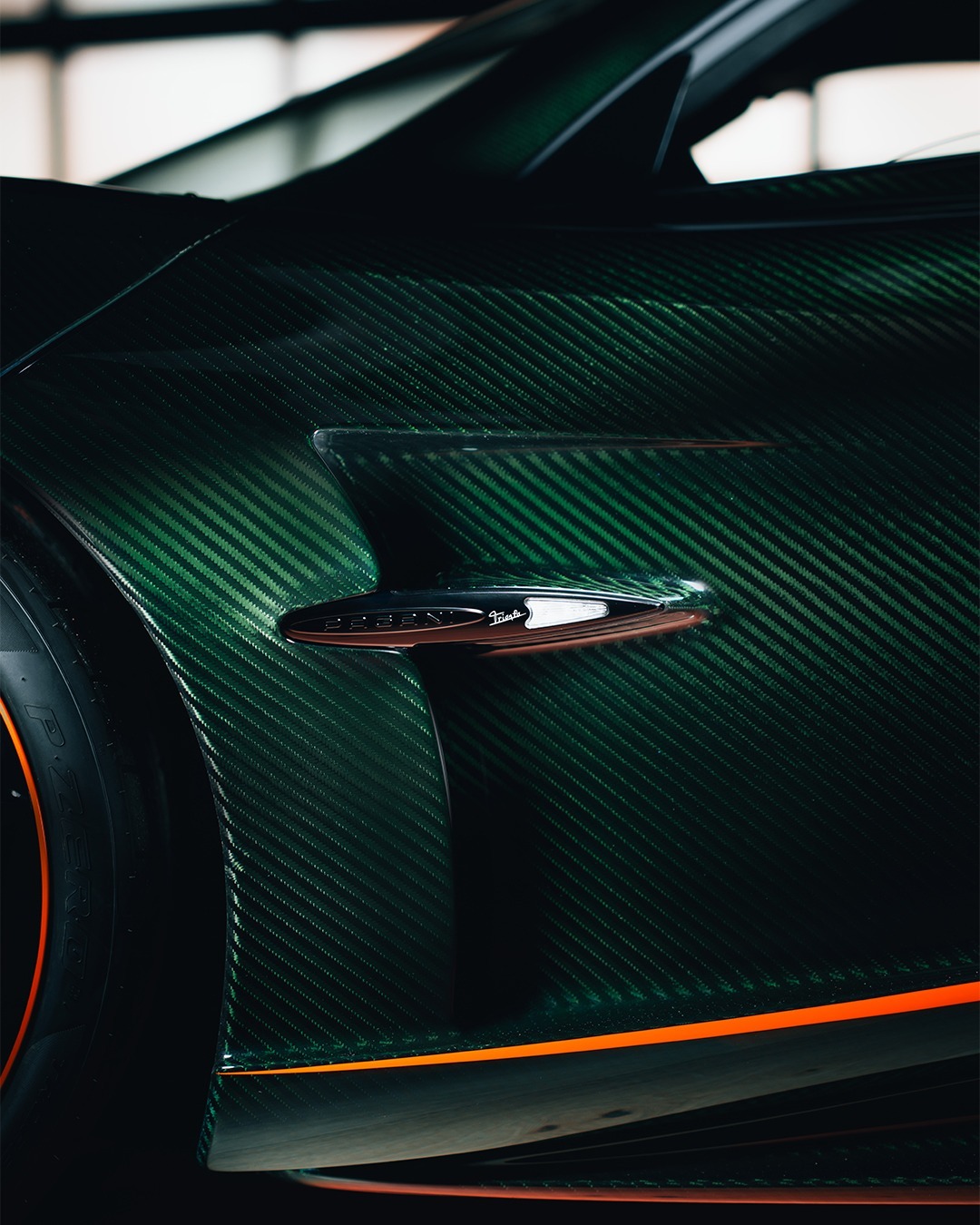 Pagani представила лімітовану Huayra 70 з механічною КПП на честь ювілею засновника - фото 4