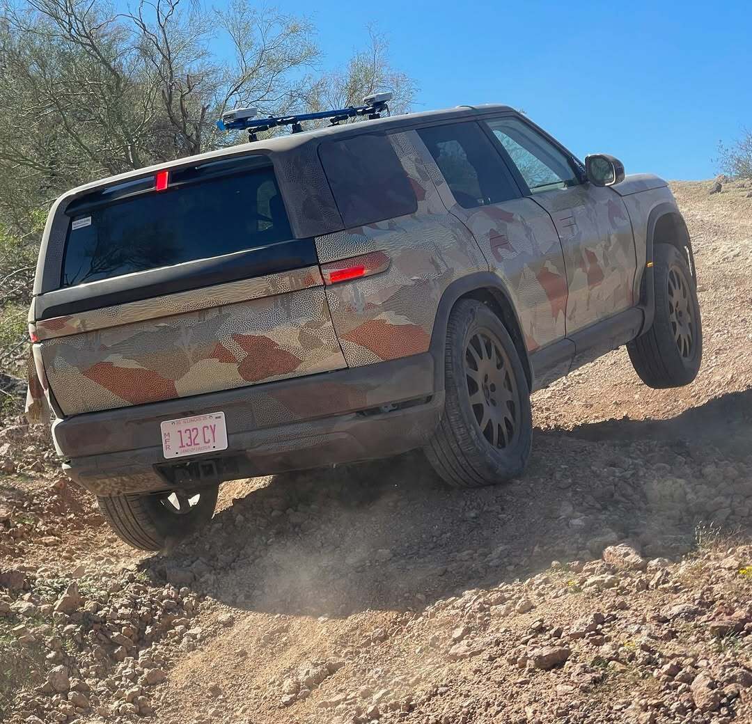 Rivian R2 на фінішній прямій: доленосний електрокросовер вже на конвеєрі - фото 3