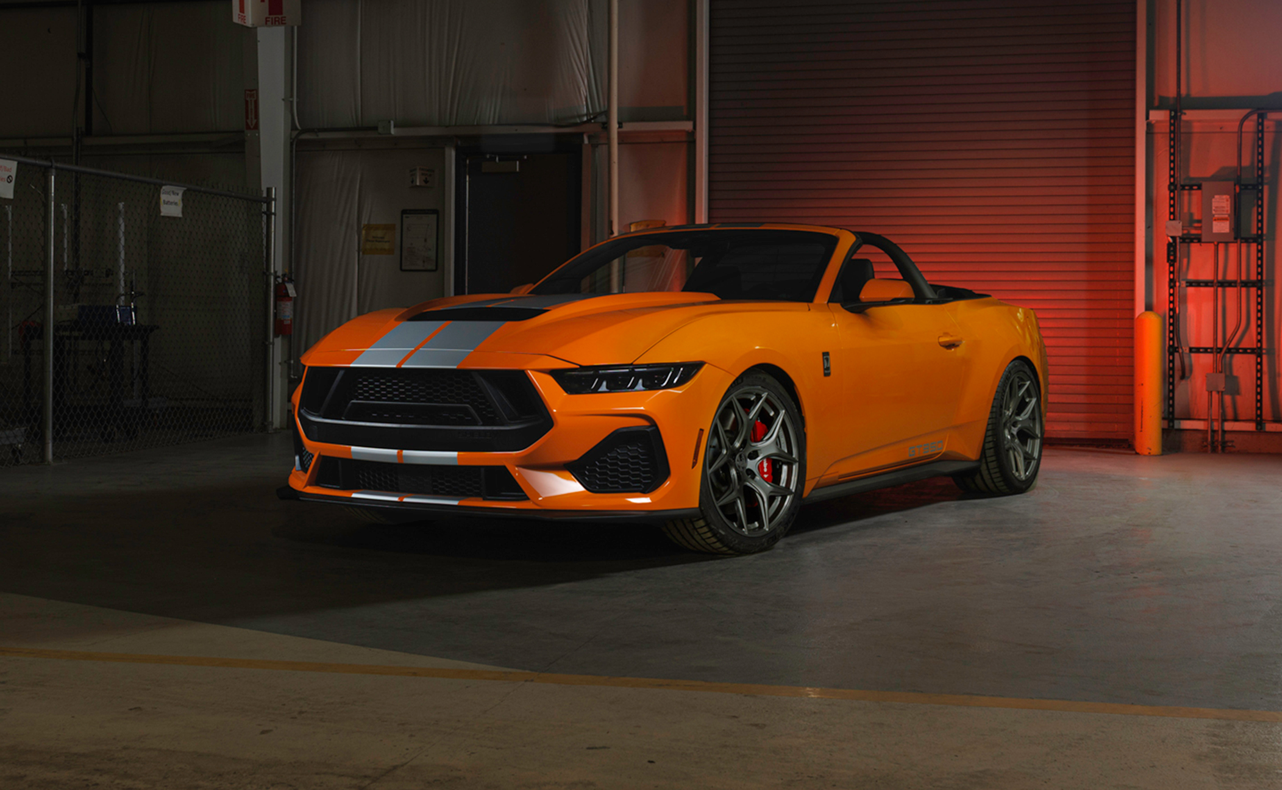 Shelby представила новий кабріолет GT350 потужністю 810 кінських сил - фото 2