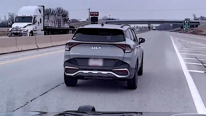 Як технології автопілота та асистенти водія рятують життя: реальні історії Як технології автопілота та асистенти водія рятують життя: реальні історії