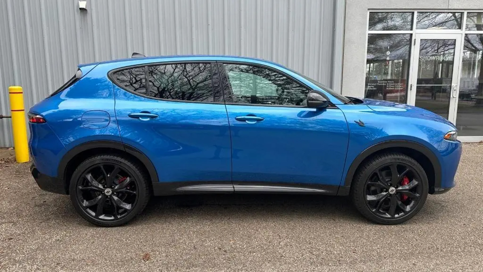 Dodge «вбив» модель Hornet: дилери розпродують залишки за півціни - фото 2