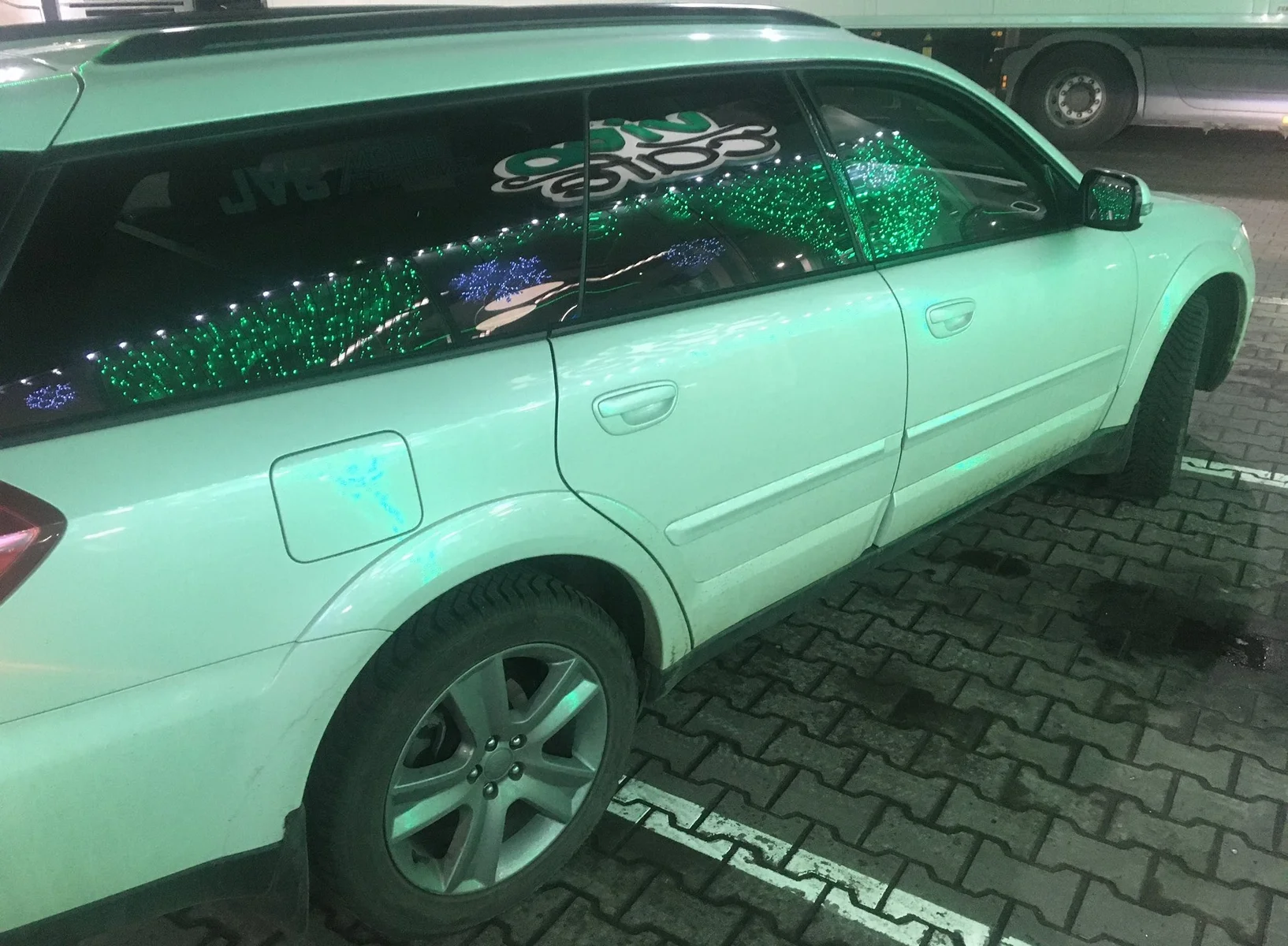 Капсула часу: ідеальний Subaru Outback здивував станом