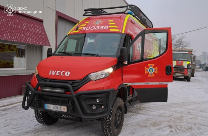 Унікальний IVECO для ДСНС: везе дрони і робота